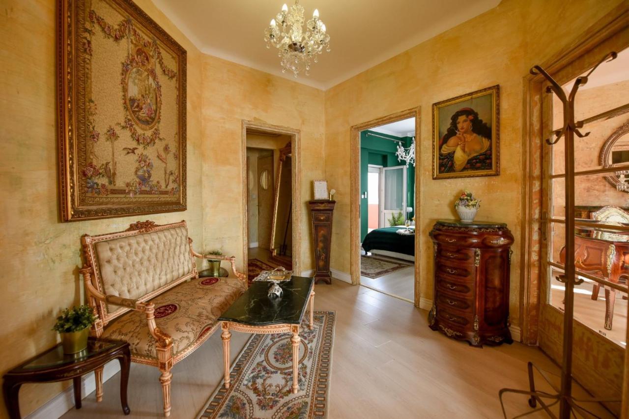 Baroque Splendor: Breathtaking Views & Design Apartment Bucharest Exterior photo