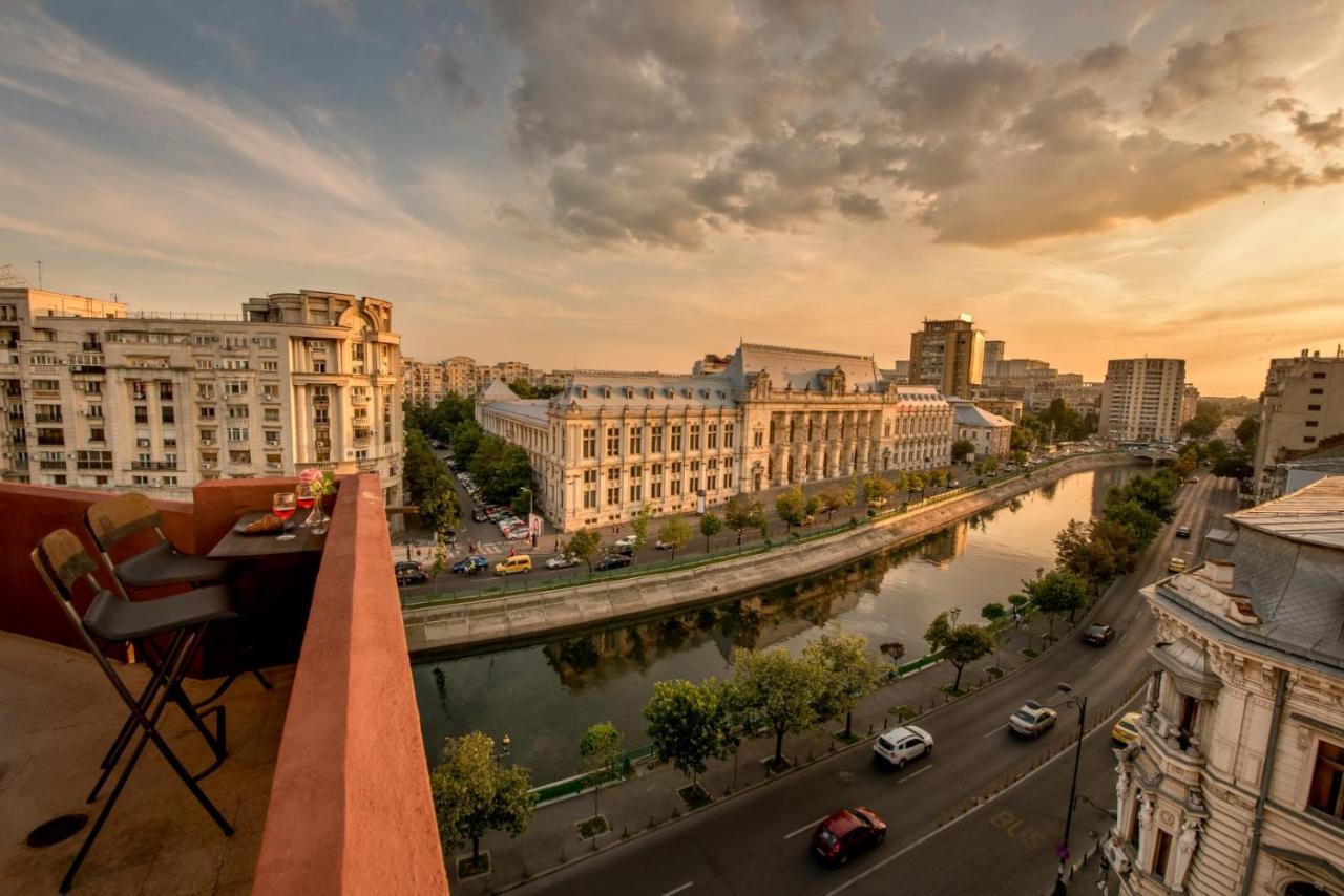 Baroque Splendor: Breathtaking Views & Design Apartment Bucharest Exterior photo